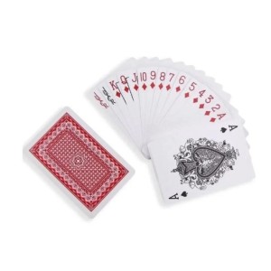 Jogo De Baralho  Em Plasticos  Com 54 Cartas
